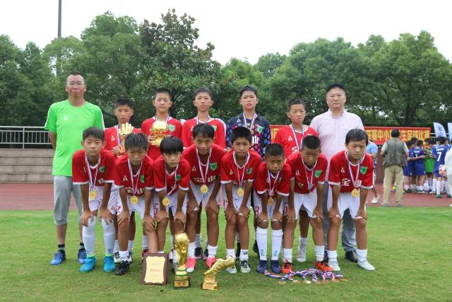 小平头啤酒肚！卢卡库本赛季意甲11场独造9球